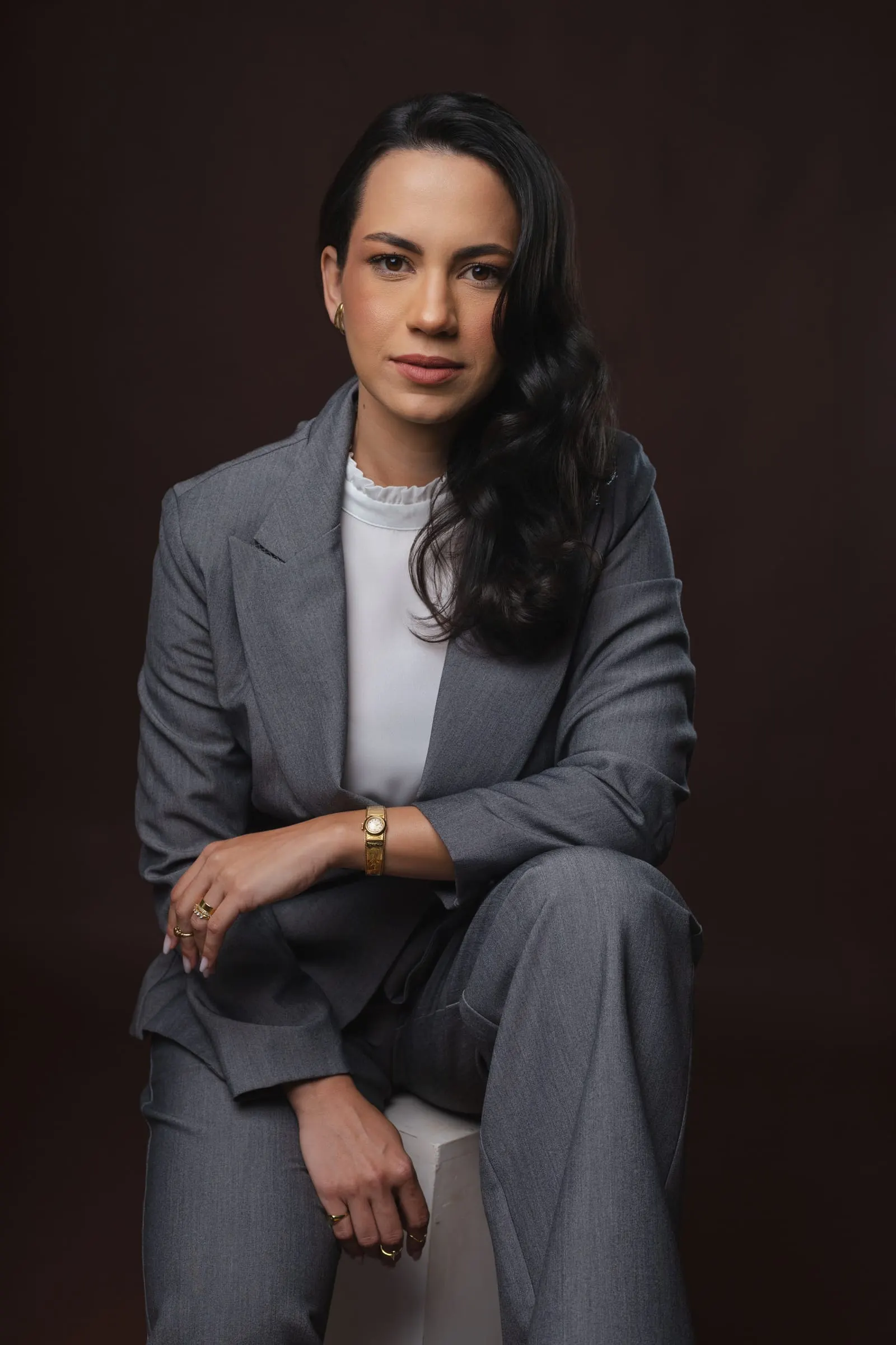 Retrato de Ana Zanuzzi, advogada contratualista
