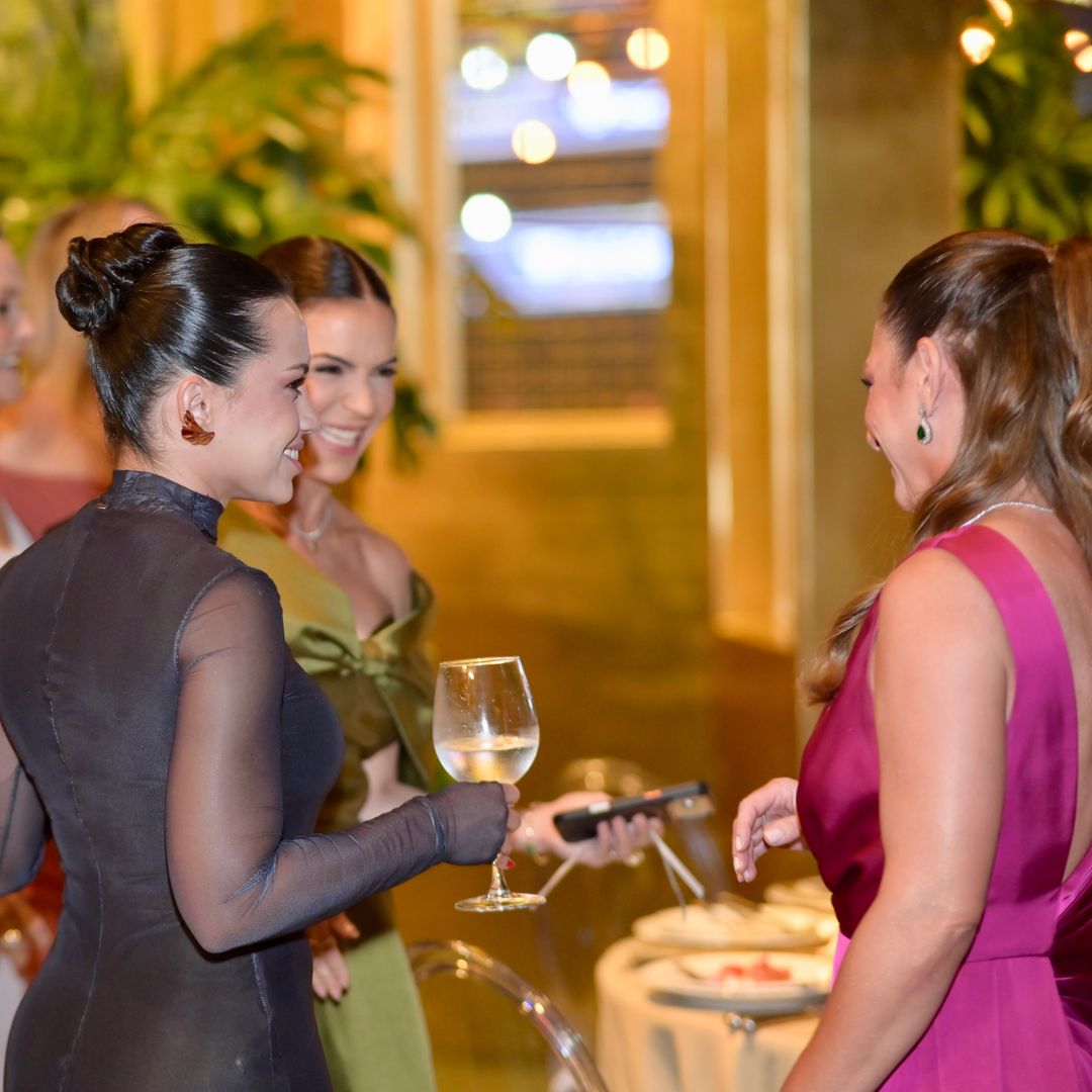 Ana Zanuzzi no Baile do Rubi 2026, da OAB-GO — imagem 3 de 5